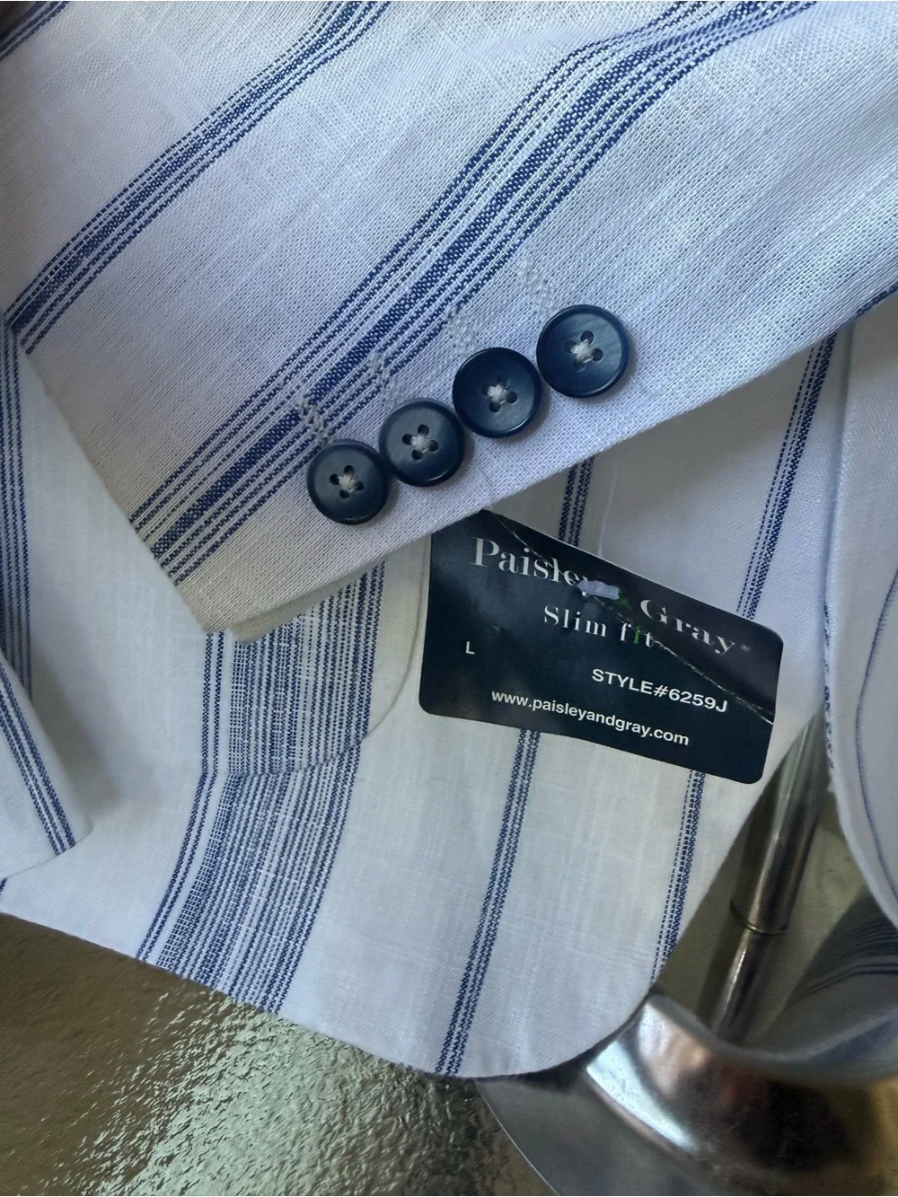 Paisley & Gray linen blend White Blazer with Blue Pinstripes - Picture 4 of 14